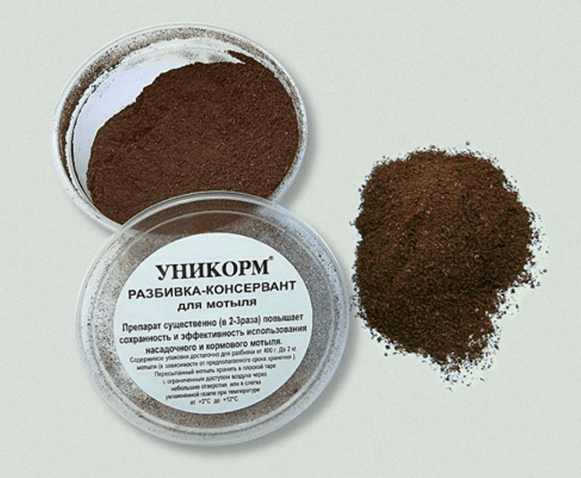 Разбивка-консервант для мотыля Уникорм 100мл Разбивка-консервант для мотыля Уникорм 100мл