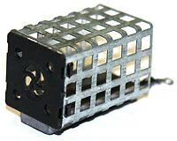 Кормушка ЛИМАН Feeder Квадратная литая метал цинк смещ.центр съемное дно 100гр