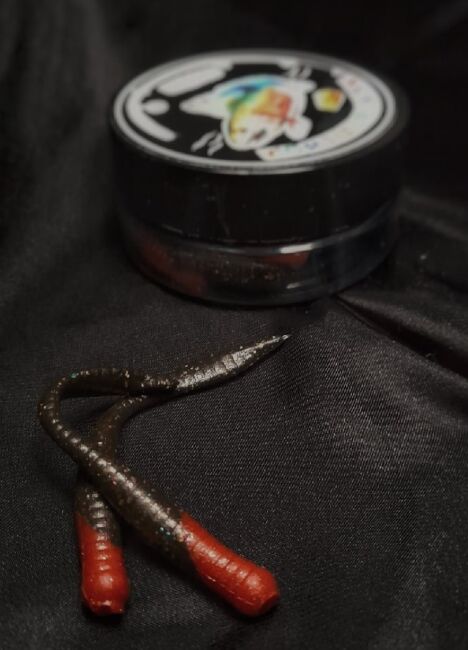 Силиконовая приманка FORTUNE FISH "бобровый хвост" #3 (чёрно-красный, блёстка) 8шт/уп Силиконовая приманка FORTUNE FISH "бобровый хвост" #3 (чёрно-красный, блёстка) 8шт/уп