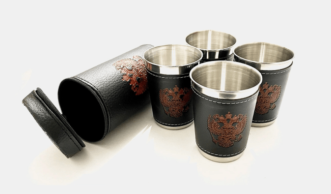 Набор стопок сред. 4 шт в коже