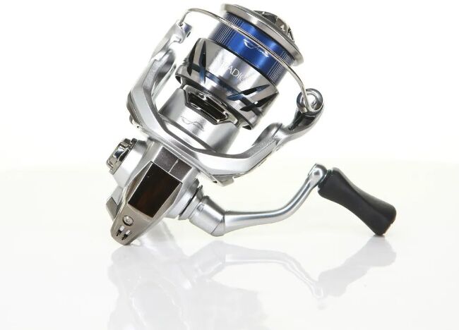 Катушка Shimano 23 Stradic C2500S Катушка Shimano 23 Stradic C2500S