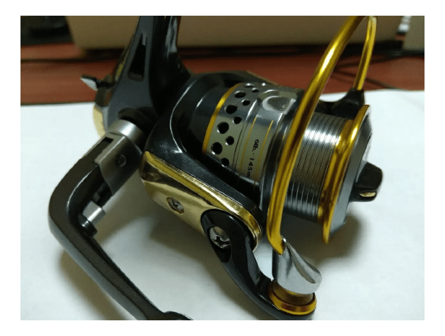 Катушка Guangwei "GW.B" 4000VI 4+1BB, 5.0:1 (Ecusima)