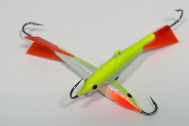 Балансир KRAPAL New 3см 6гр хвост:красный #008