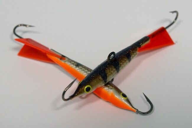 Балансир KRAPAL New 3см 6гр хвост:красный #012 Балансир KRAPAL New 3см 6гр хвост:красный #012