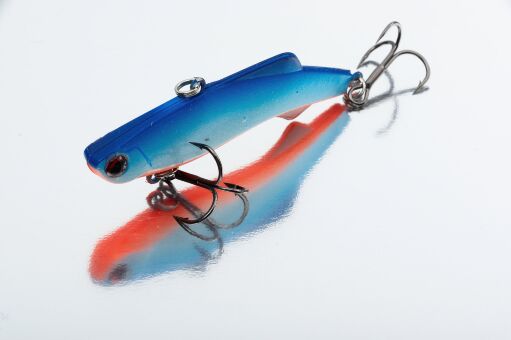 Раттлин ZANDERMASTER Venom 73S 73мм 17гр #09