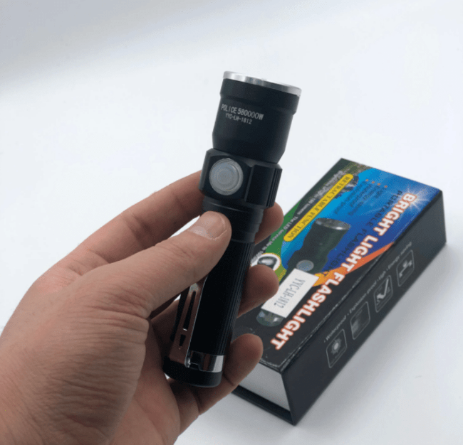 Фонарь ручной YYC-LH-1812 металл, 3 режима, заряд.кабель Фонарь ручной YYC-LH-1812 металл, 3 режима, заряд.кабель