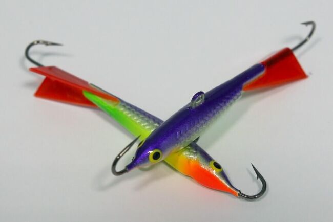 Балансир KRAPAL New 3см 6гр хвост:красный #026