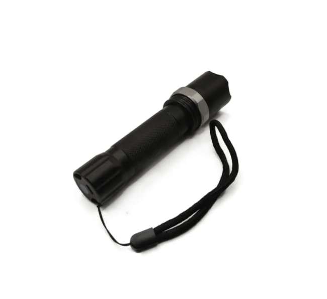 Фонарь ручной YYC-921 металл, 3 режима, заряд.кабель Фонарь ручной YYC-921 металл, 3 режима, заряд.кабель