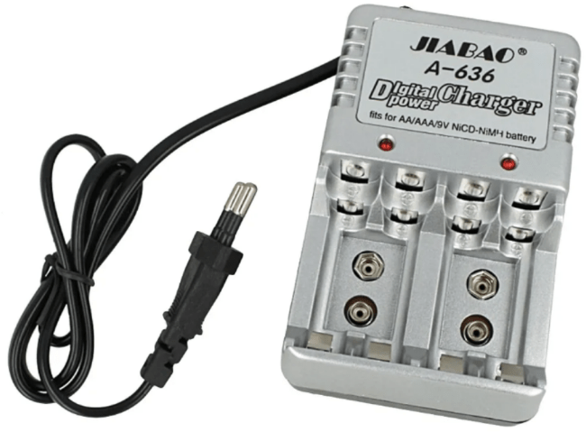 Зарядное устройтво для NICD-NIMH аккумуляторов (AA/AAA/9V) JIABAO A-636