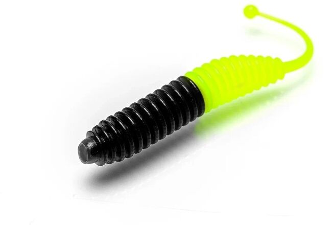 TFT Приманка силиконовая 77 мм. WORMS Цвет: W-30 Чёрный-Шартрез, Аромат: Сыр, 8 шт.