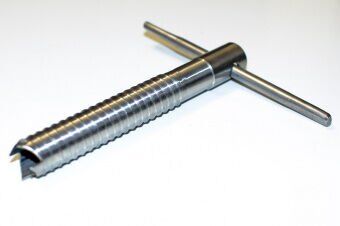 Ввертыш с подвижной ручкой, нерж.сталь 16х1,5х130мм