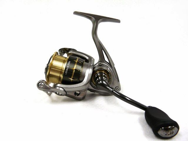 Катушка Daiwa Legalis '12 3520PE-SH