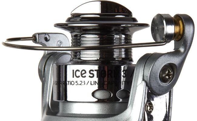 Катушка безынерционная Salmo ICE STORM 3 1000FD Катушка безынерционная Salmo ICE STORM 3 1000FD