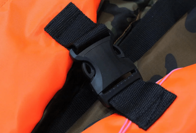 Спасательный жилет POSEIDON FISH двухсторонний до 150кг Спасательный жилет POSEIDON FISH двухсторонний до 150кг