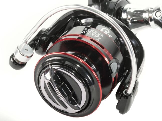 Катушка безынерционная Lucky John LFT 6 900FD Катушка безынерционная Lucky John LFT 6 900FD