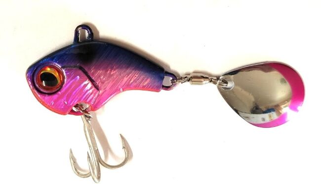 Тейл-спиннер GROWS CULTURE Little Bomb 10гр #005 Тейл-спиннер GROWS CULTURE Little Bomb 10гр #005